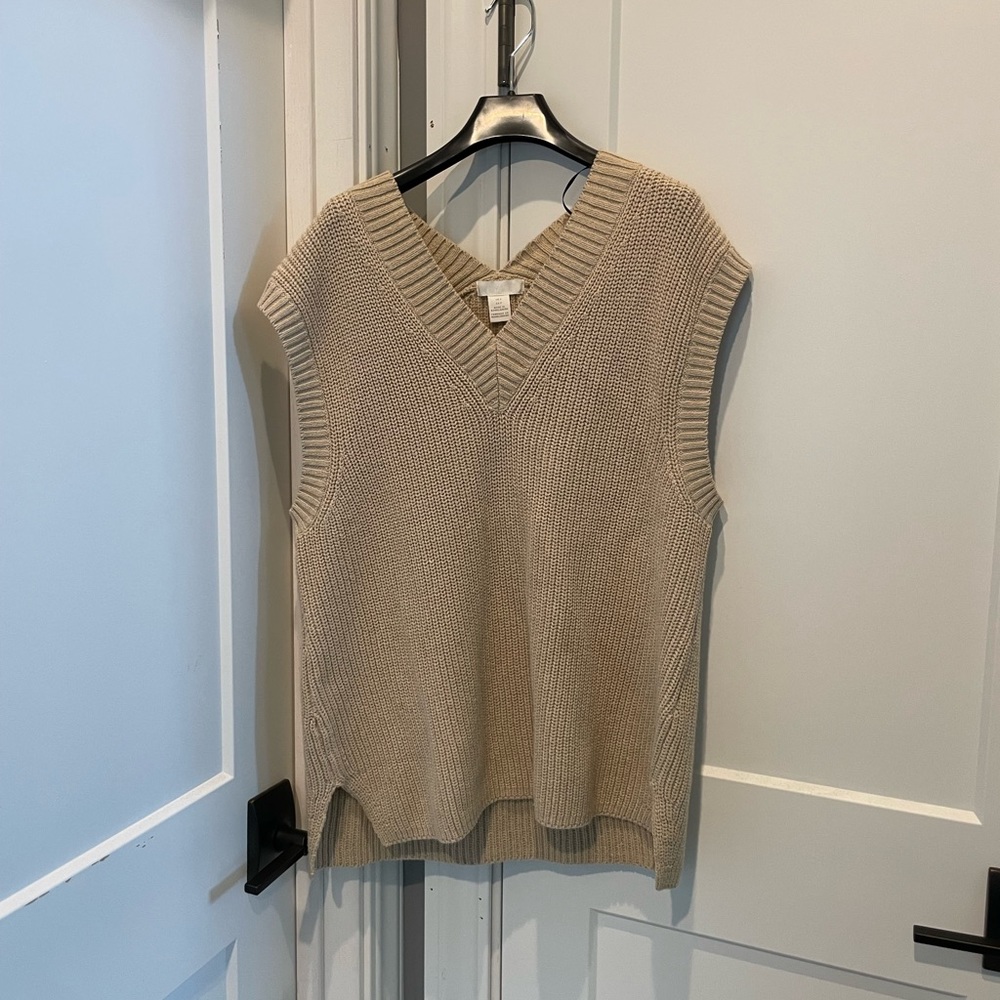 HM Sweater Vest